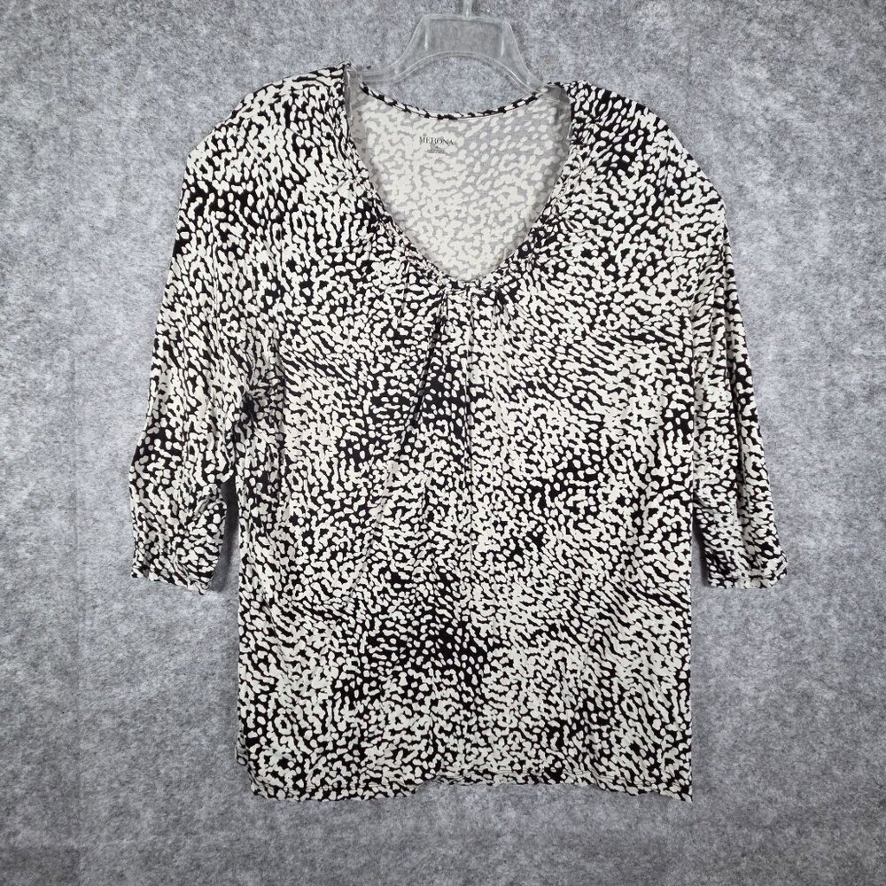 22. Merona Women's 3/4 Sleeve Pullover blouse Black/White Pattern Size 4X